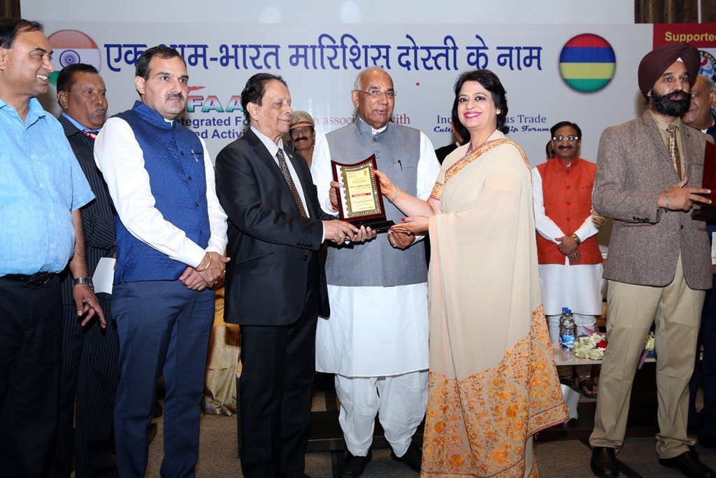 Presidium Rajnagar, CHAIRPERSON HONOURED  IN PRESENCE OF MAURITIAN PM & CABINET MINISTERS AT GLOBAL EVENT